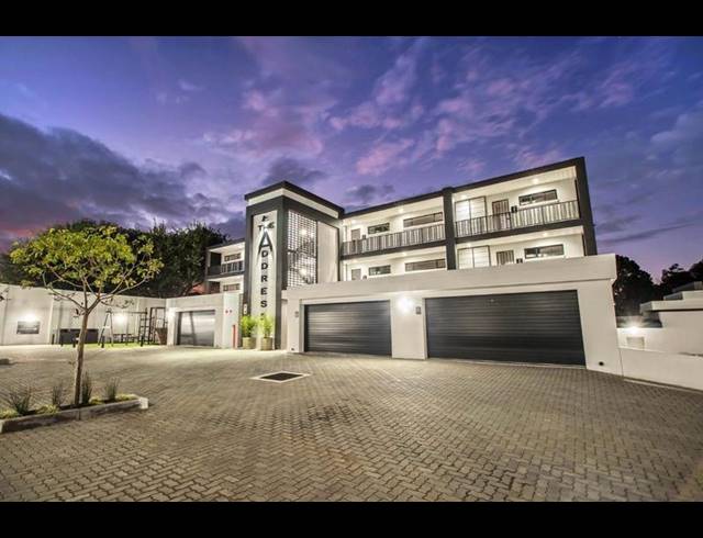 3 BEDROOM APARTMENT FOR SALE IN HOUGHTON